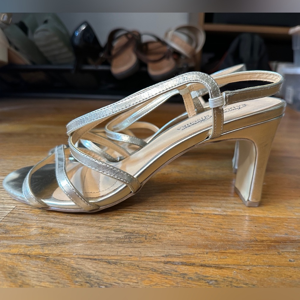 American Glamour Badgley Mischka gold metallic strappy heels - size 9 - 2”